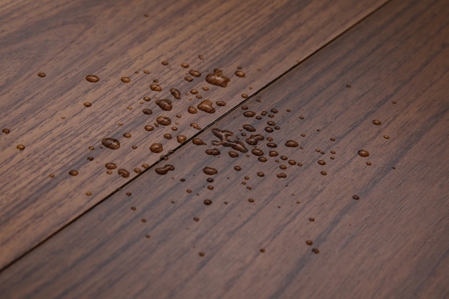 Rustic Indoor Solid Wood Flooring for Home Walnut Color 18mm Thickness Hardwood Flooring 