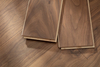 Indoor Engineered Wood Flooring American Walnut Wood Veneer Thickness 0.6/1.2mm Multi-Layer Engineered Flooring