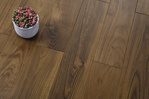 Interior Designer Use Solid Hardwood Flooring Walnut Dark Color 18mm Indoor Bedroom Living Room 100% Solid Wood