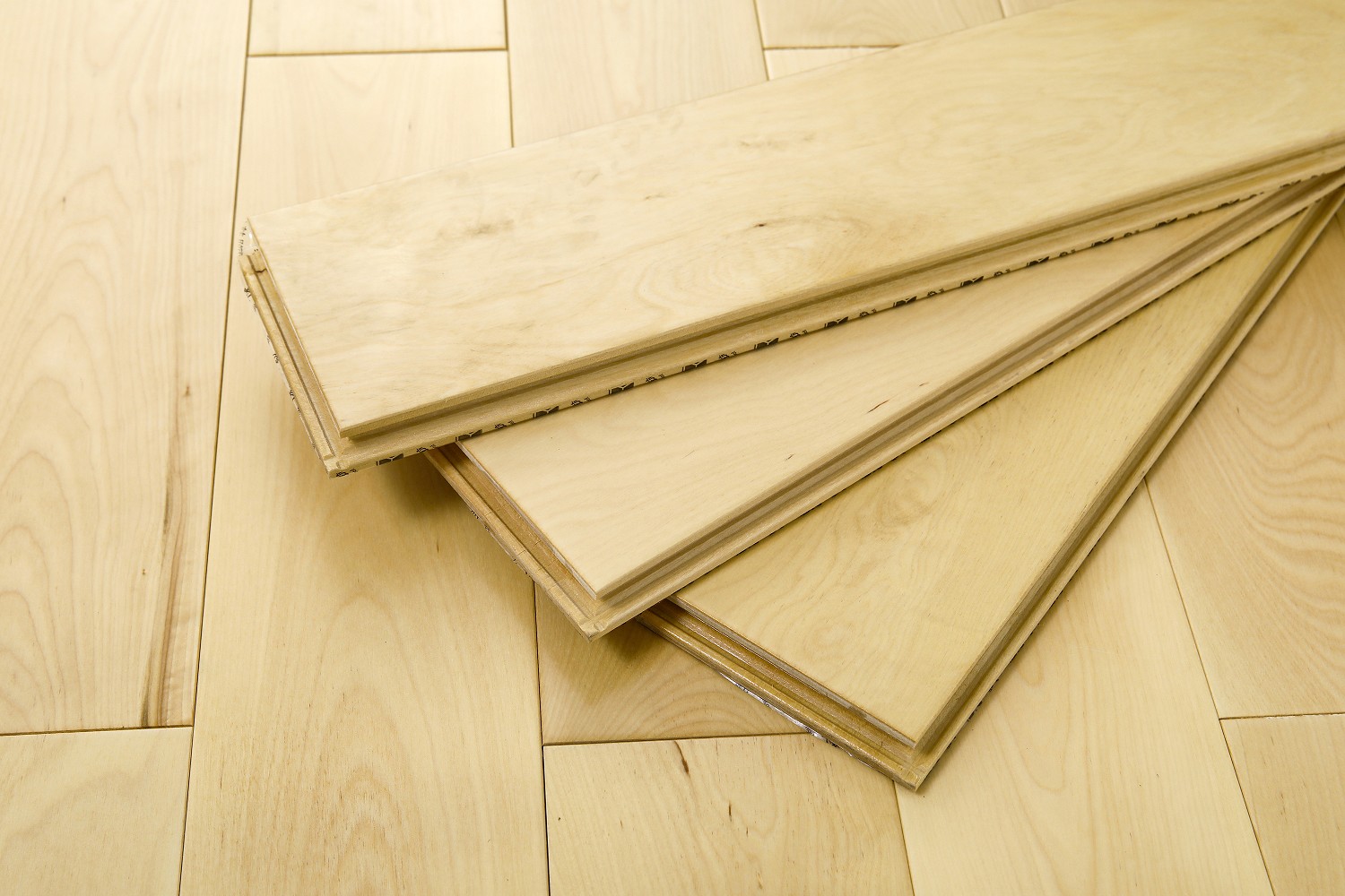 910mm Length Solid Wood Flooring