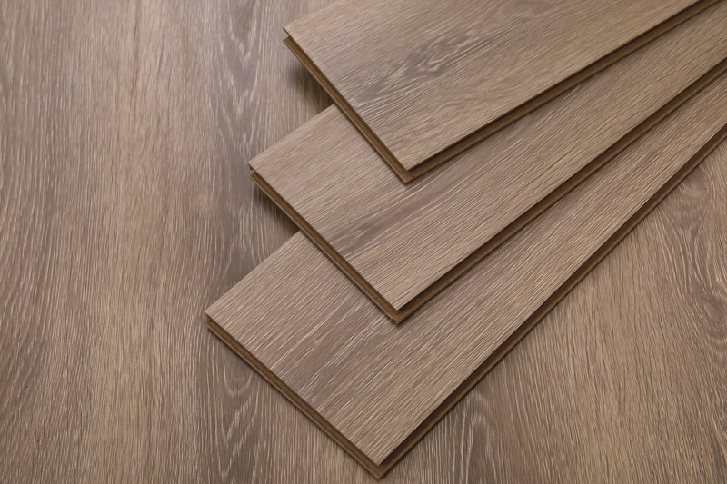 How to seal wood floors