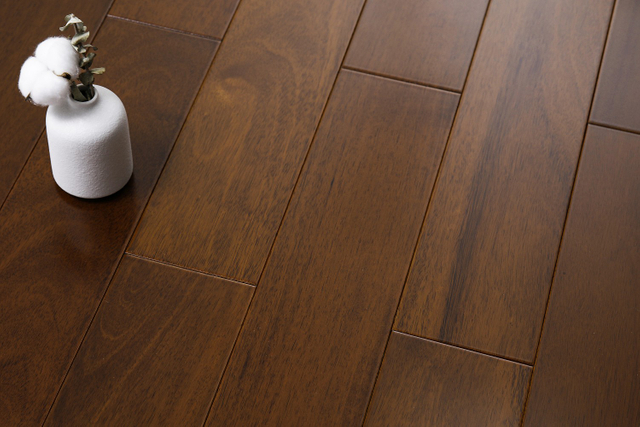 Solid Wood Flooring 610mm T&G Indoor Engineering Dedicated Flooring Decorative Hardwood Flooring