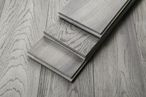 European White Oak Hardwood Flooring 610/910mm Length Indoor Smooth Matte Natural Solid Wood Flooring