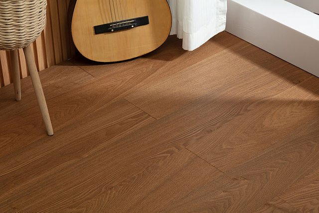 6 Colors Three-Layer Solid Wood Floor Wood Skin Surface Eco Board Base Material Layer New Structure Engineered Wood Flooring