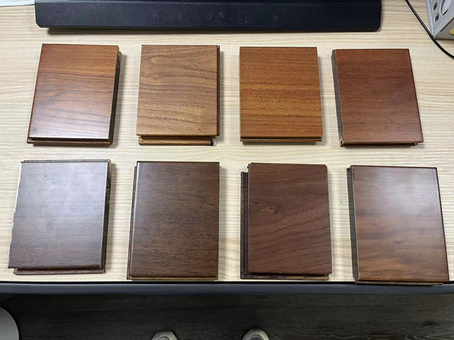 sample of oak wood flooring