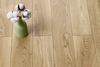 Europe Import White oak Solid wood flooring Log color Moisture-proof stable Indoor hardwood floor