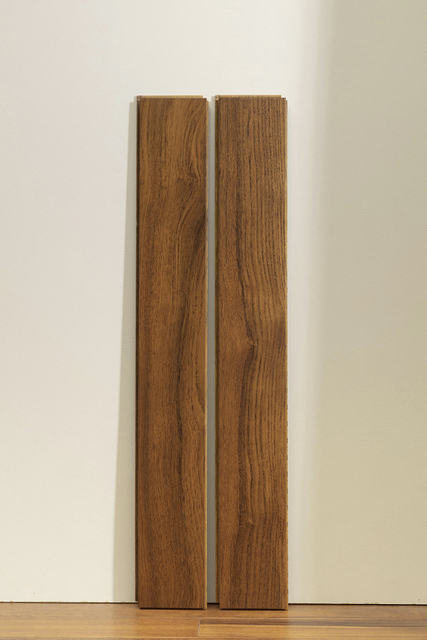 Balcony Oak American Pastoral Teak Solid Wood Flooring